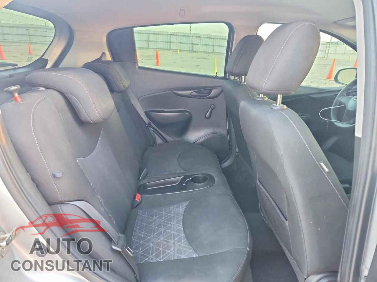 CHEVROLET SPARK 2019 - KL8CB6SA4KC701845