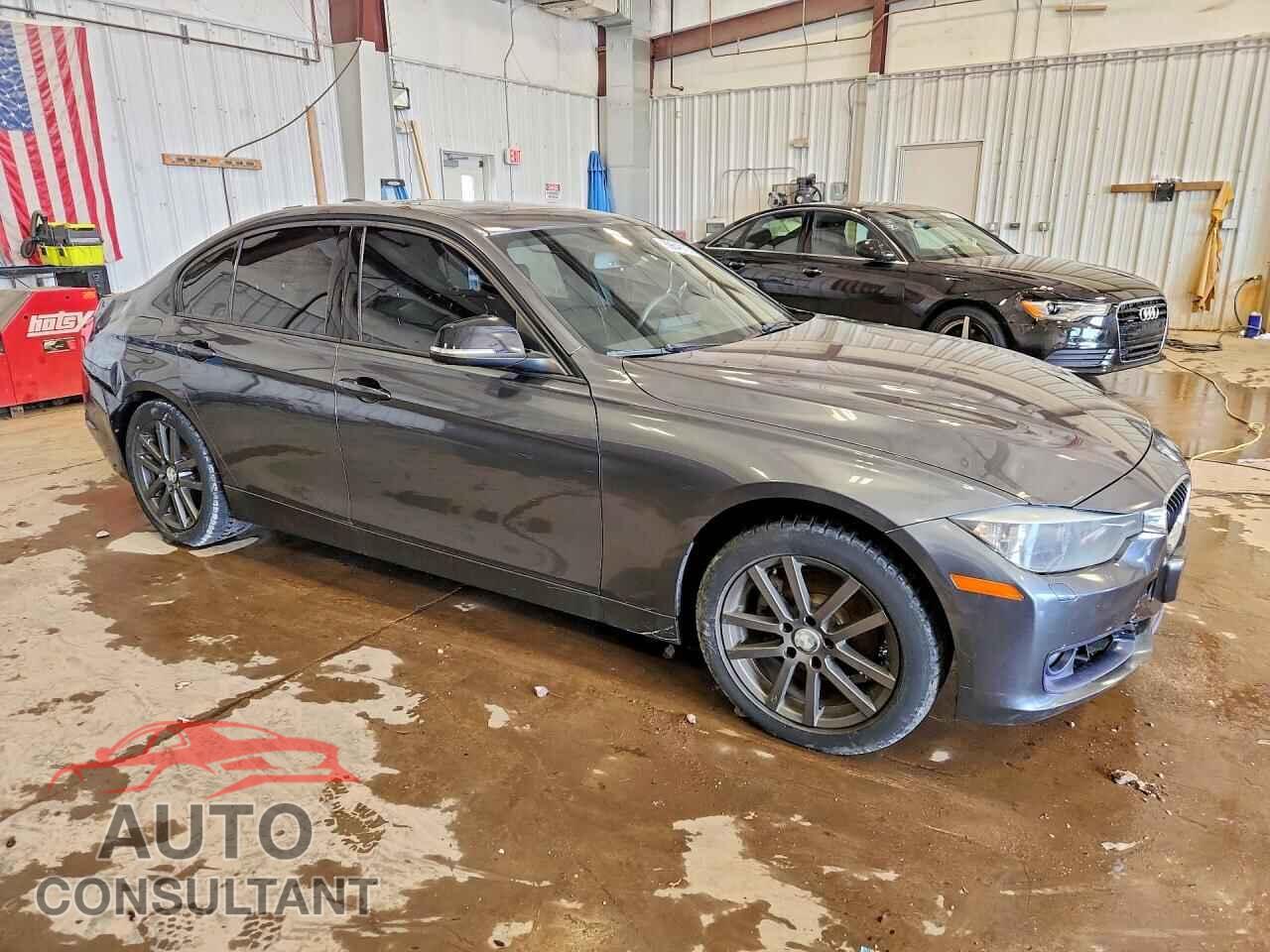BMW 3 SERIES 2012 - WBA3A5C55CF257328