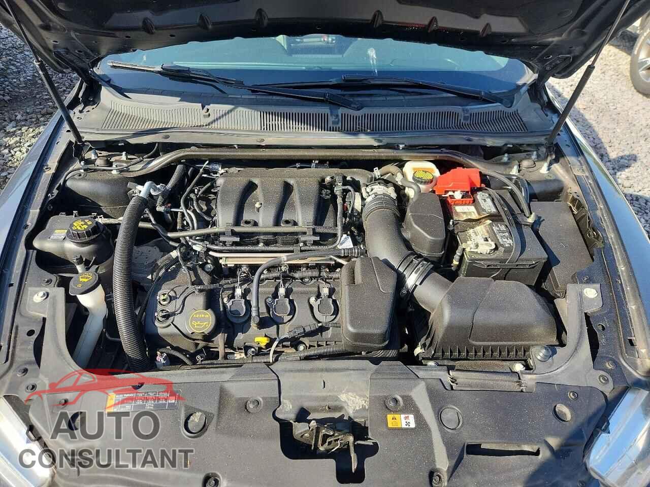 FORD TAURUS 2017 - 1FAHP2J84HG129575