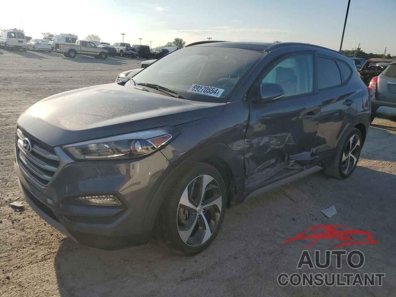 HYUNDAI TUCSON 2018 - KM8J3CA24JU796755