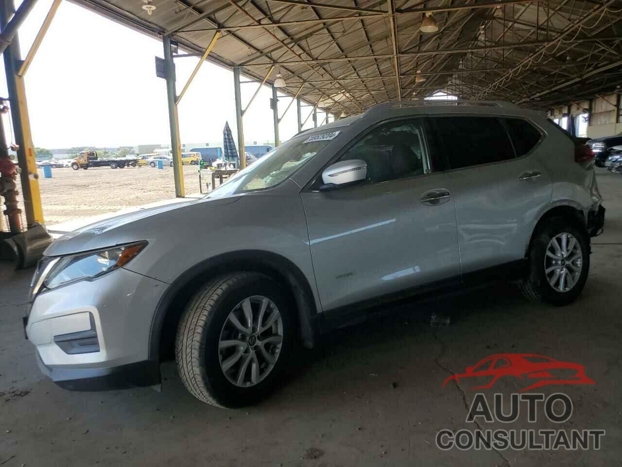 NISSAN ROGUE 2018 - 5N1ET2MT6JC850871