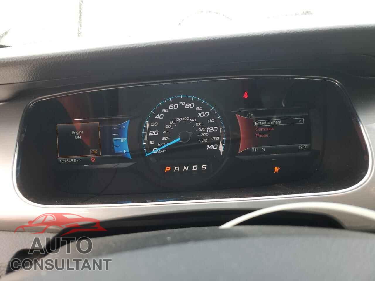 FORD TAURUS 2017 - 1FAHP2E83HG132073