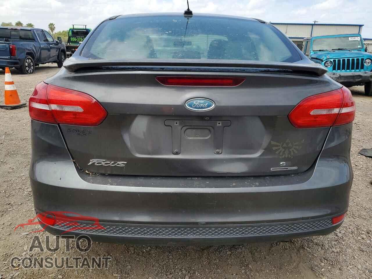 FORD FOCUS 2015 - 1FADP3F24FL274774