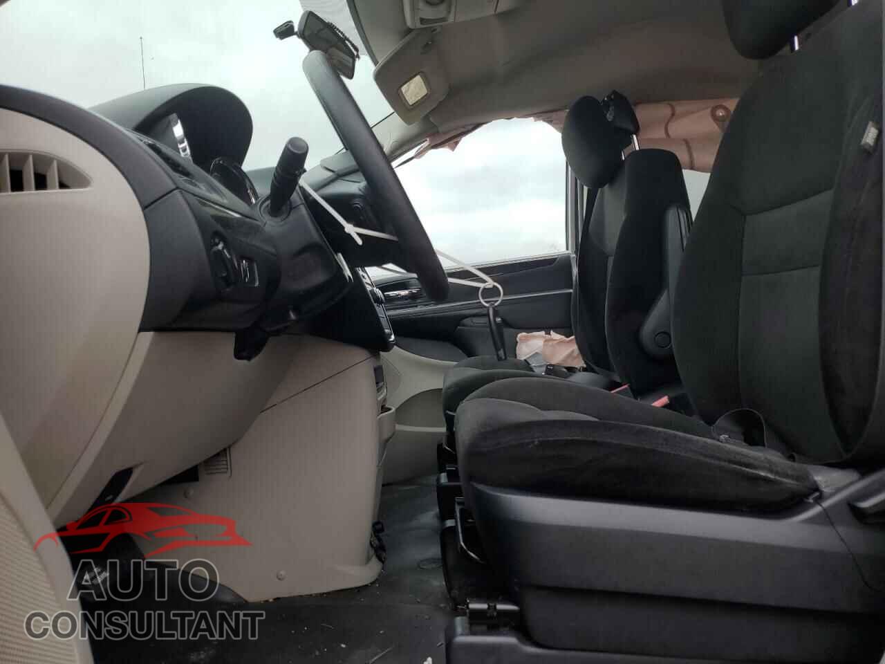 DODGE CARAVAN 2015 - 2C4RDGBG1FR735244