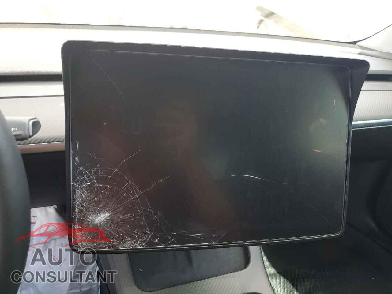 TESLA MODEL 3 2022 - 5YJ3E1EC5NF127004
