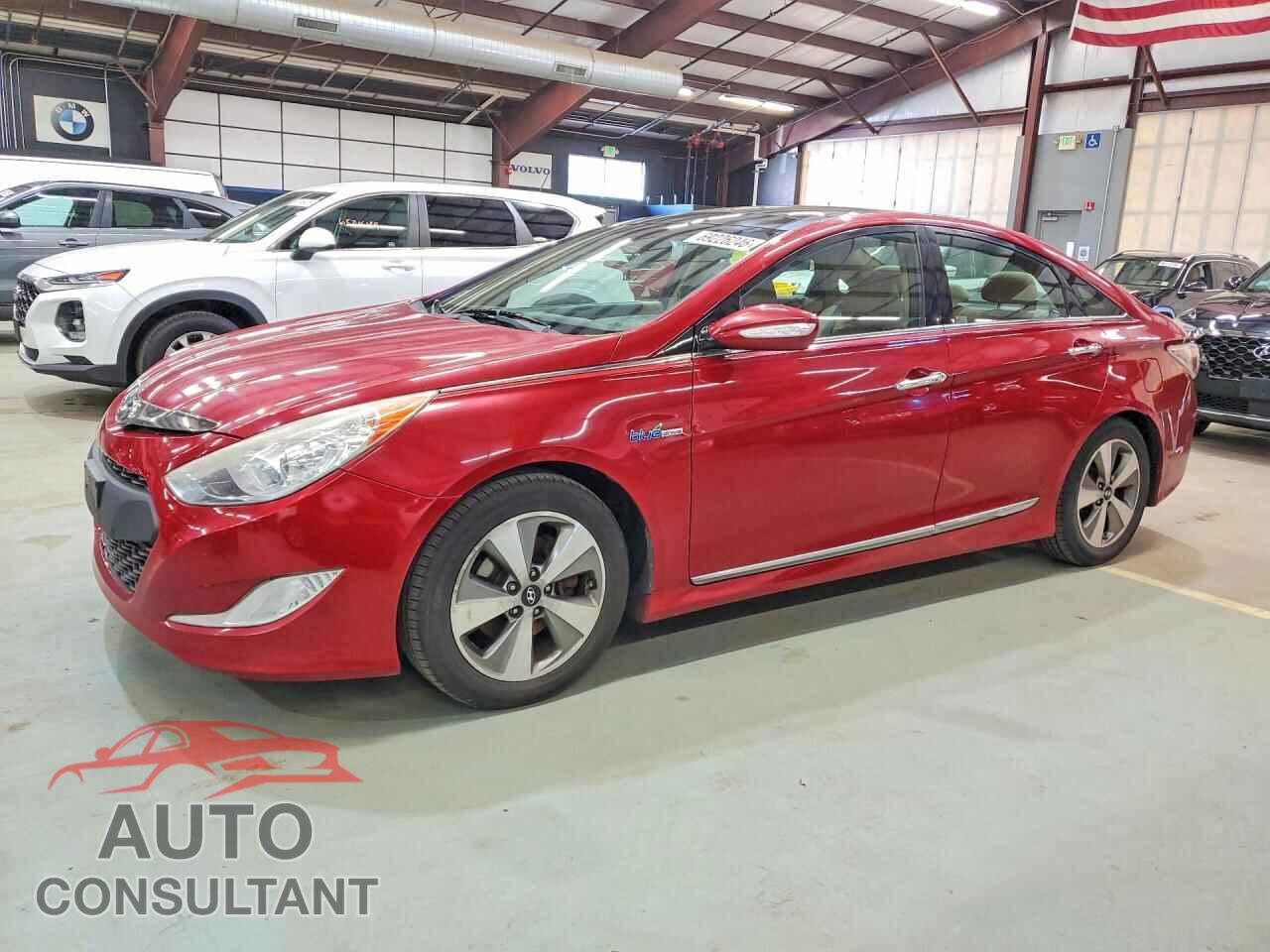 HYUNDAI SONATA 2011 - KMHEC4A48BA018664