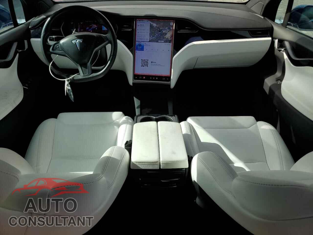TESLA MODEL X 2019 - 5YJXCAE22KF213610
