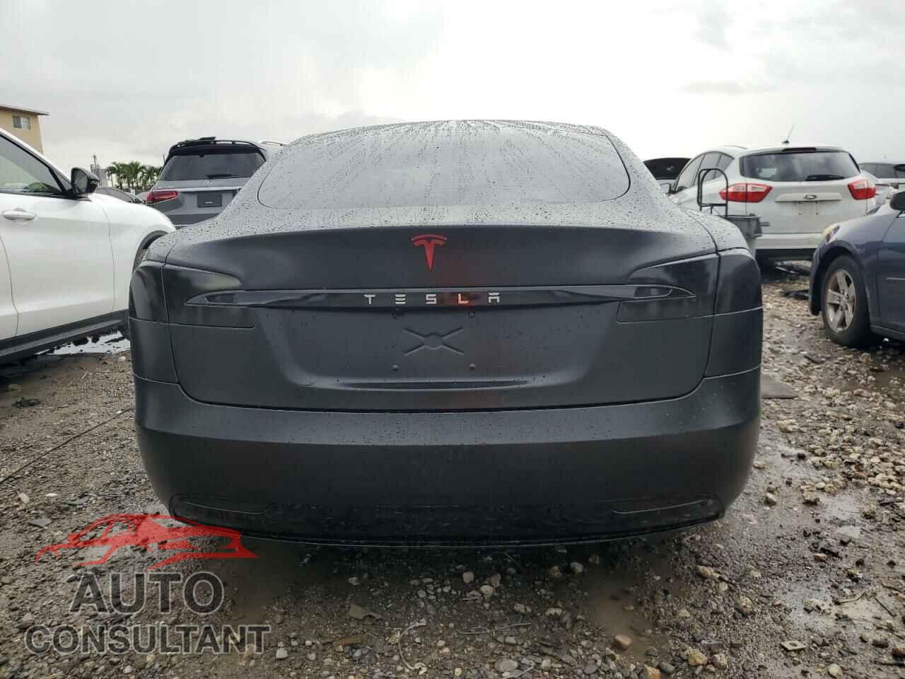 TESLA MODEL S 2016 - 5YJSA1E23GF169947