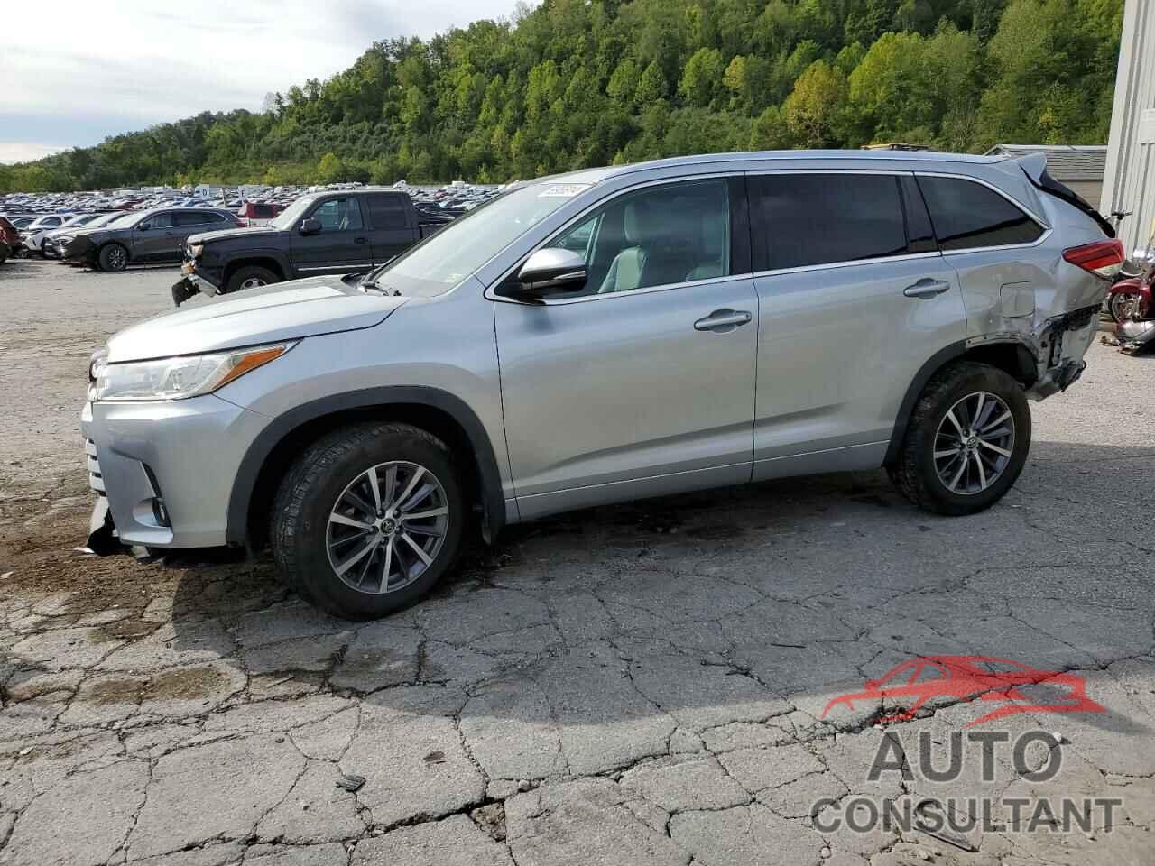 TOYOTA HIGHLANDER 2018 - 5TDJZRFH9JS902396