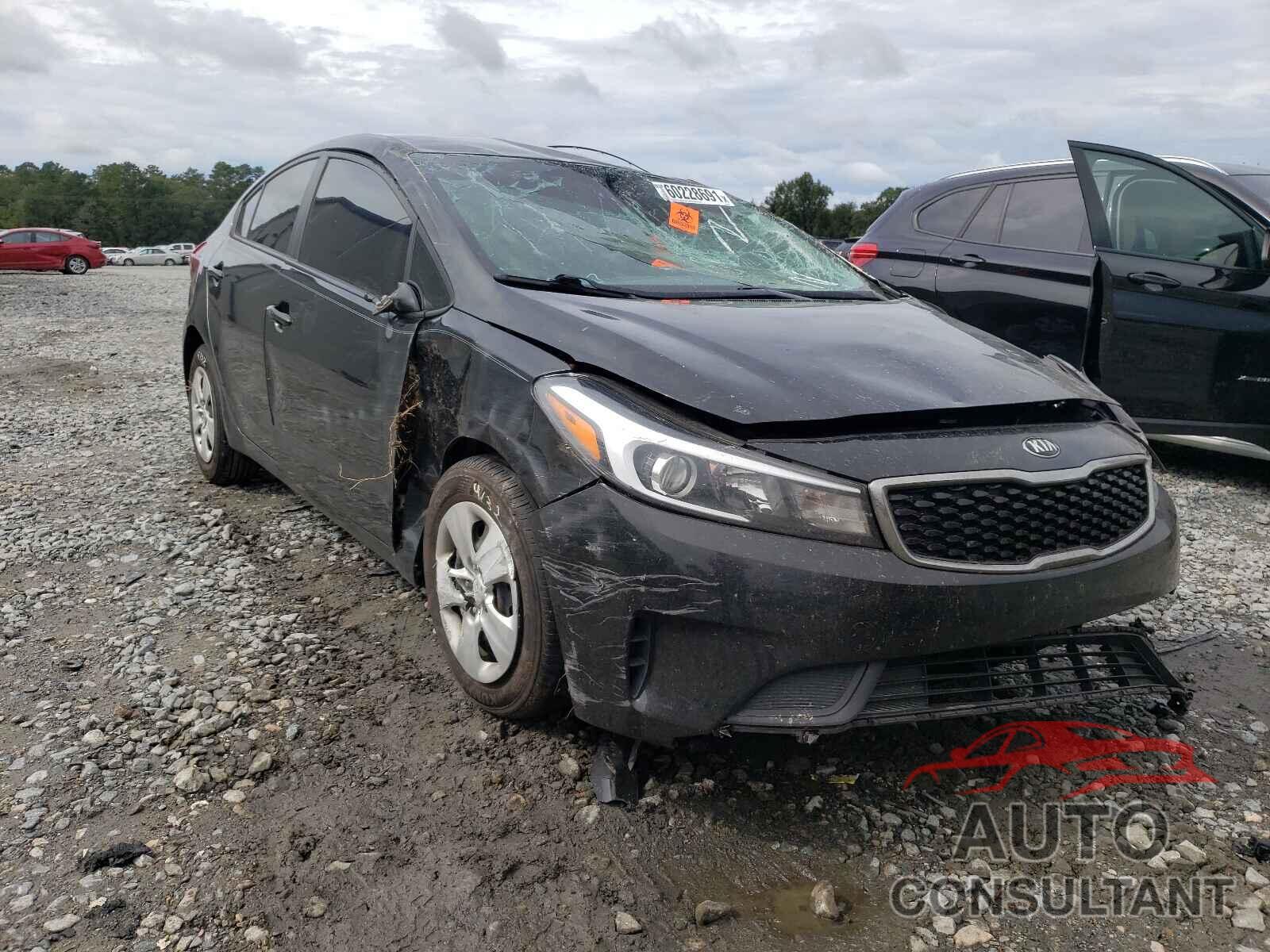 KIA FORTE 2017 - 3KPFK4A74HE095396