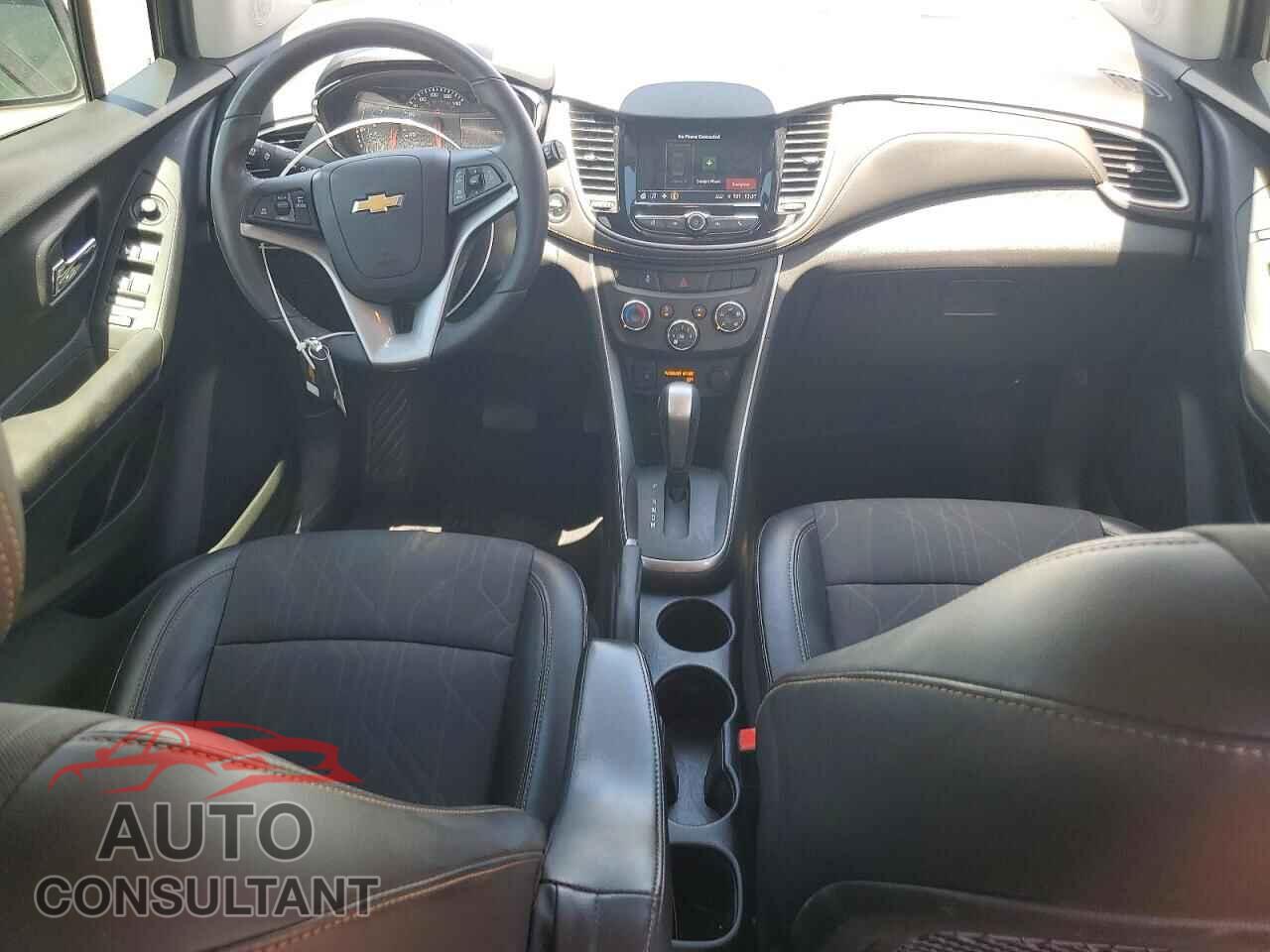 CHEVROLET TRAX 2018 - KL7CJLSB2JB524182