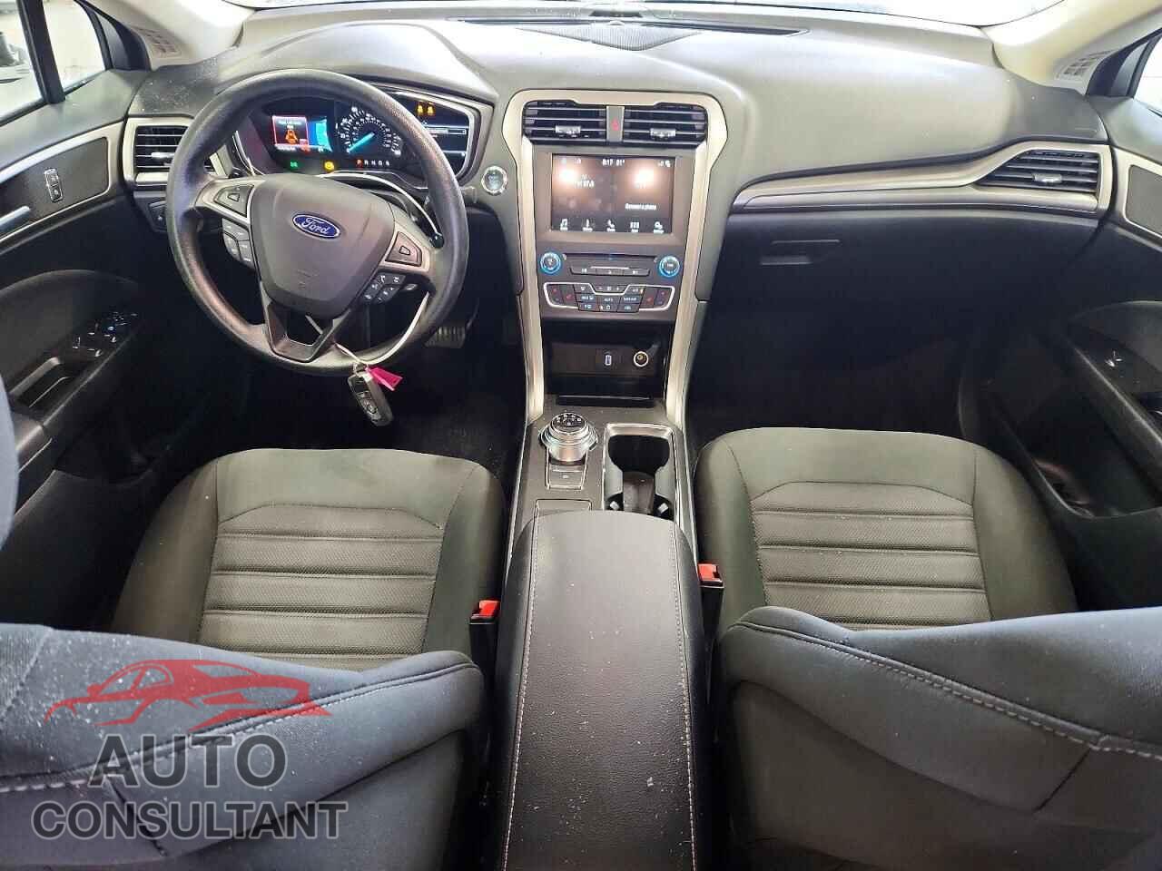 FORD FUSION 2017 - 3FA6P0HD0HR290822
