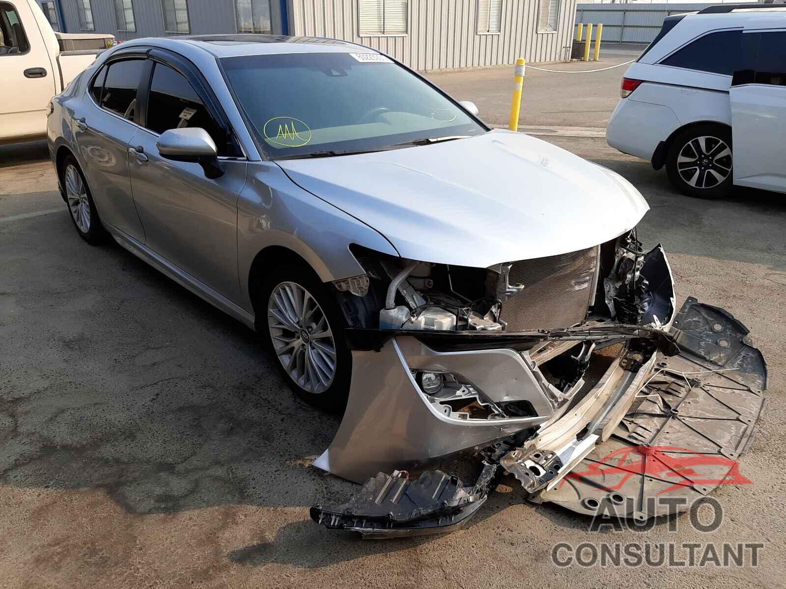 TOYOTA CAMRY 2018 - JTNB11HK4J3023634