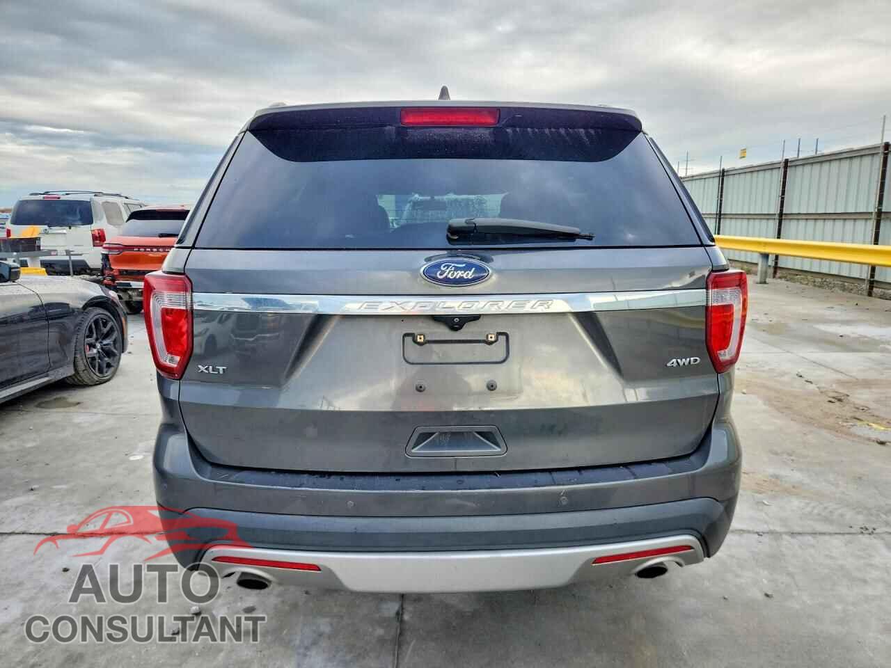 FORD EXPLORER 2017 - 1FM5K8D8XHGC20985