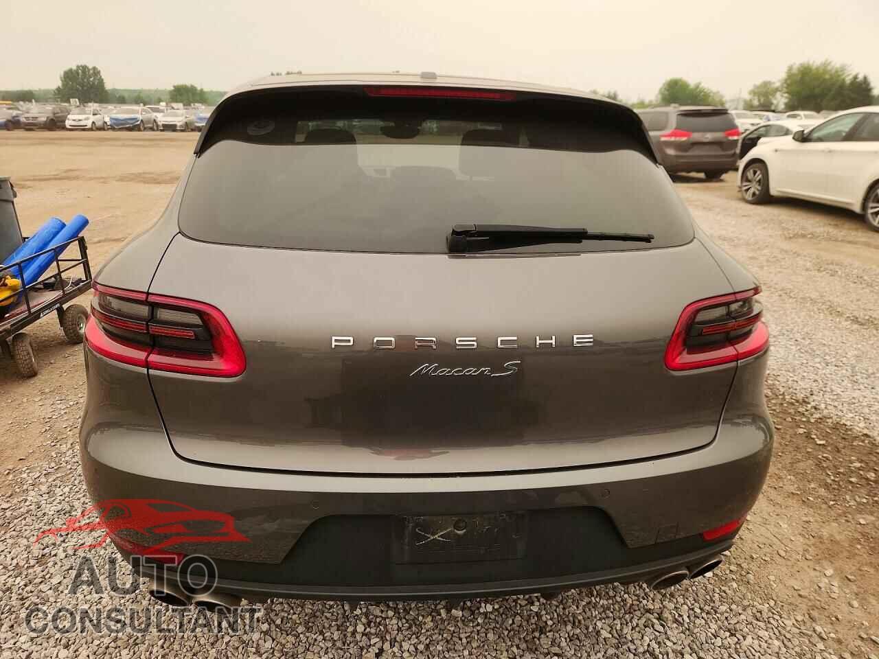 PORSCHE MACAN 2015 - WP1AB2A57FLB70947