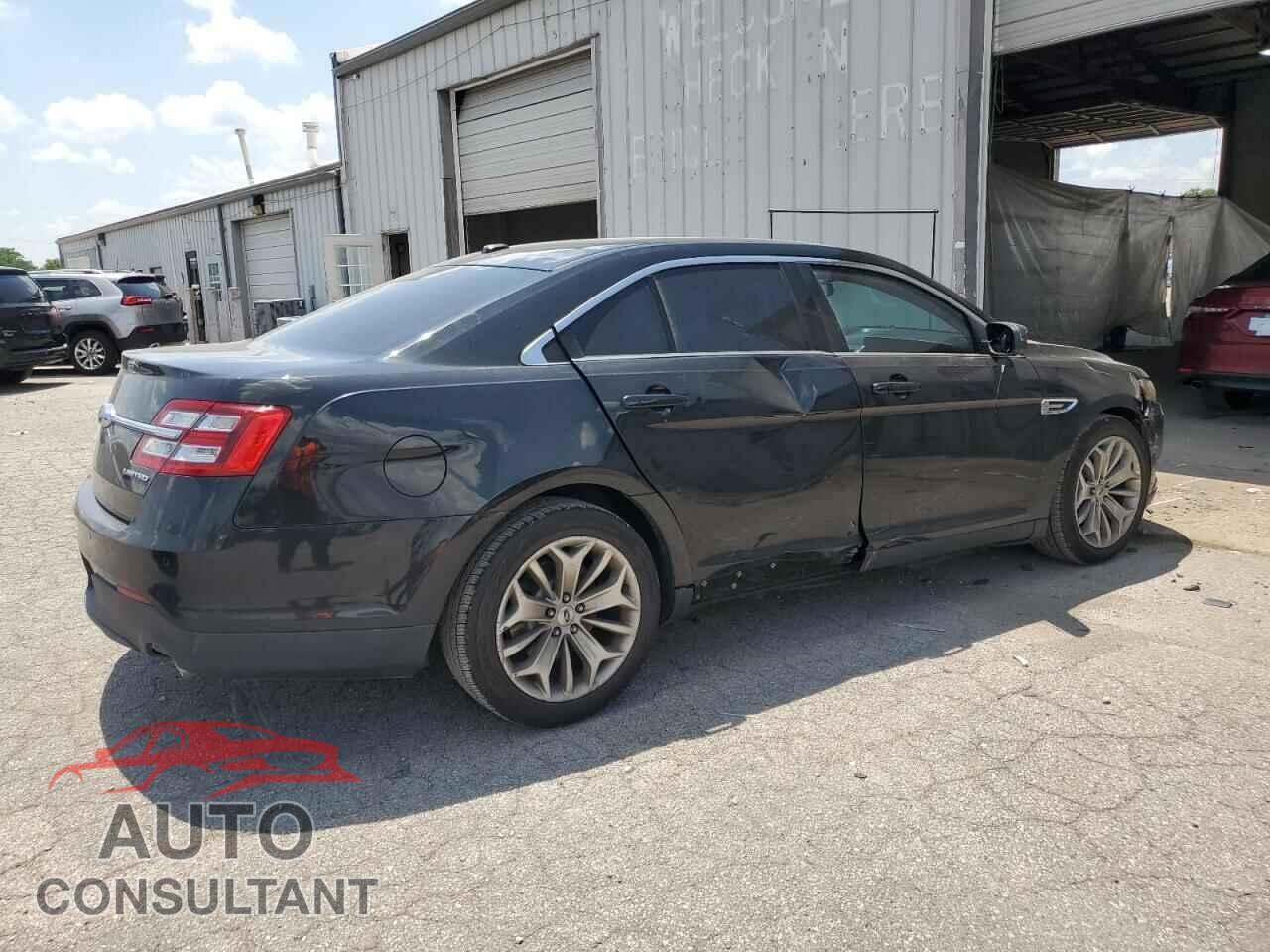 FORD TAURUS 2013 - 1FAHP2F88DG228855