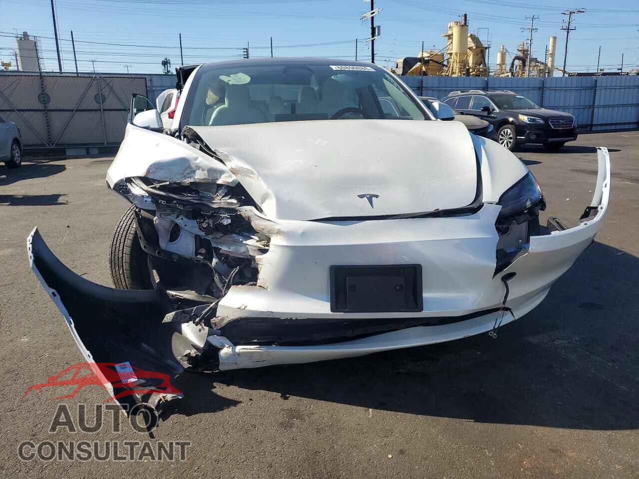 TESLA MODEL 3 2024 - 5YJ3E1EA2RF869655