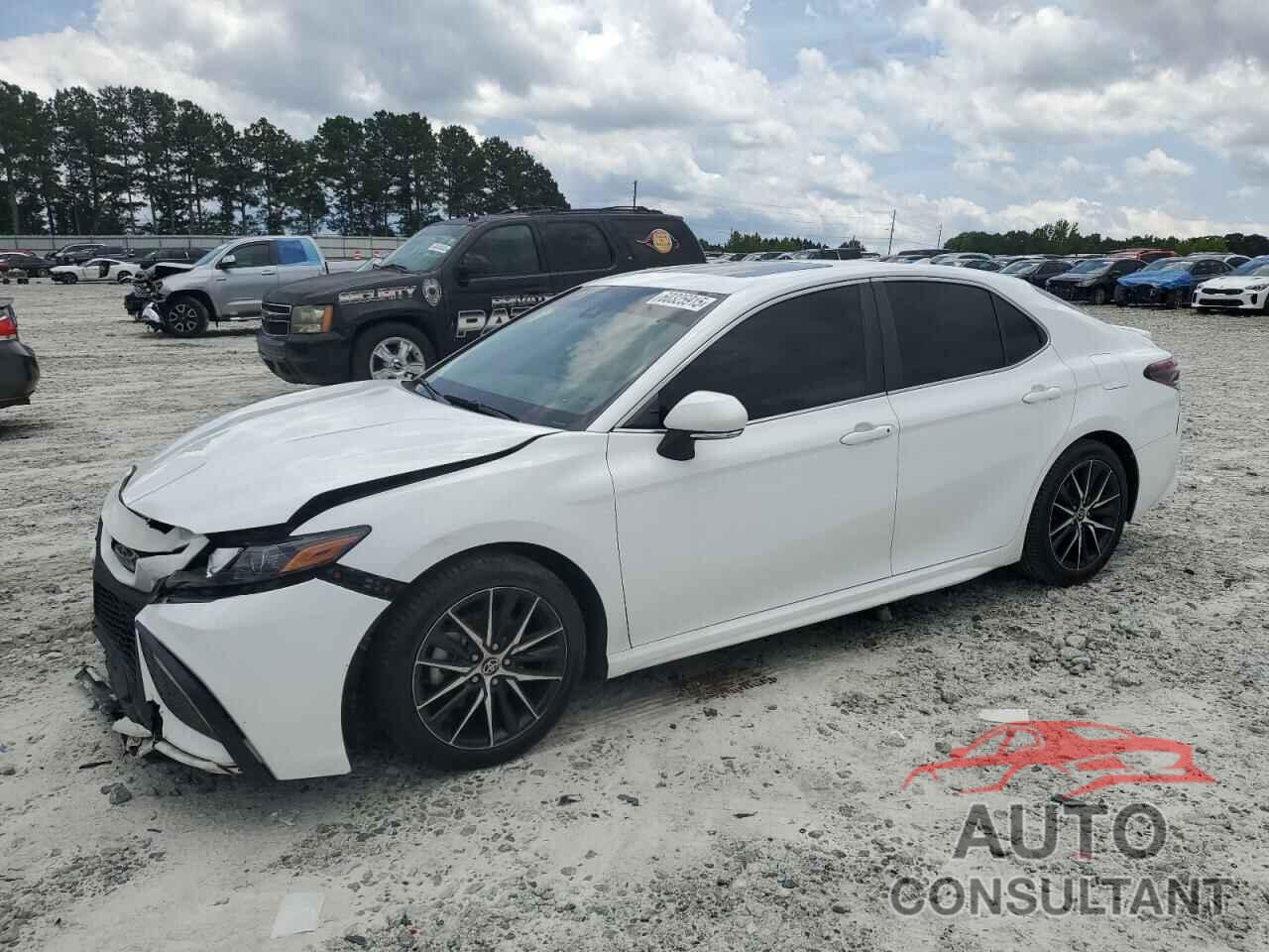 TOYOTA CAMRY 2022 - 4T1T11AK6NU668977