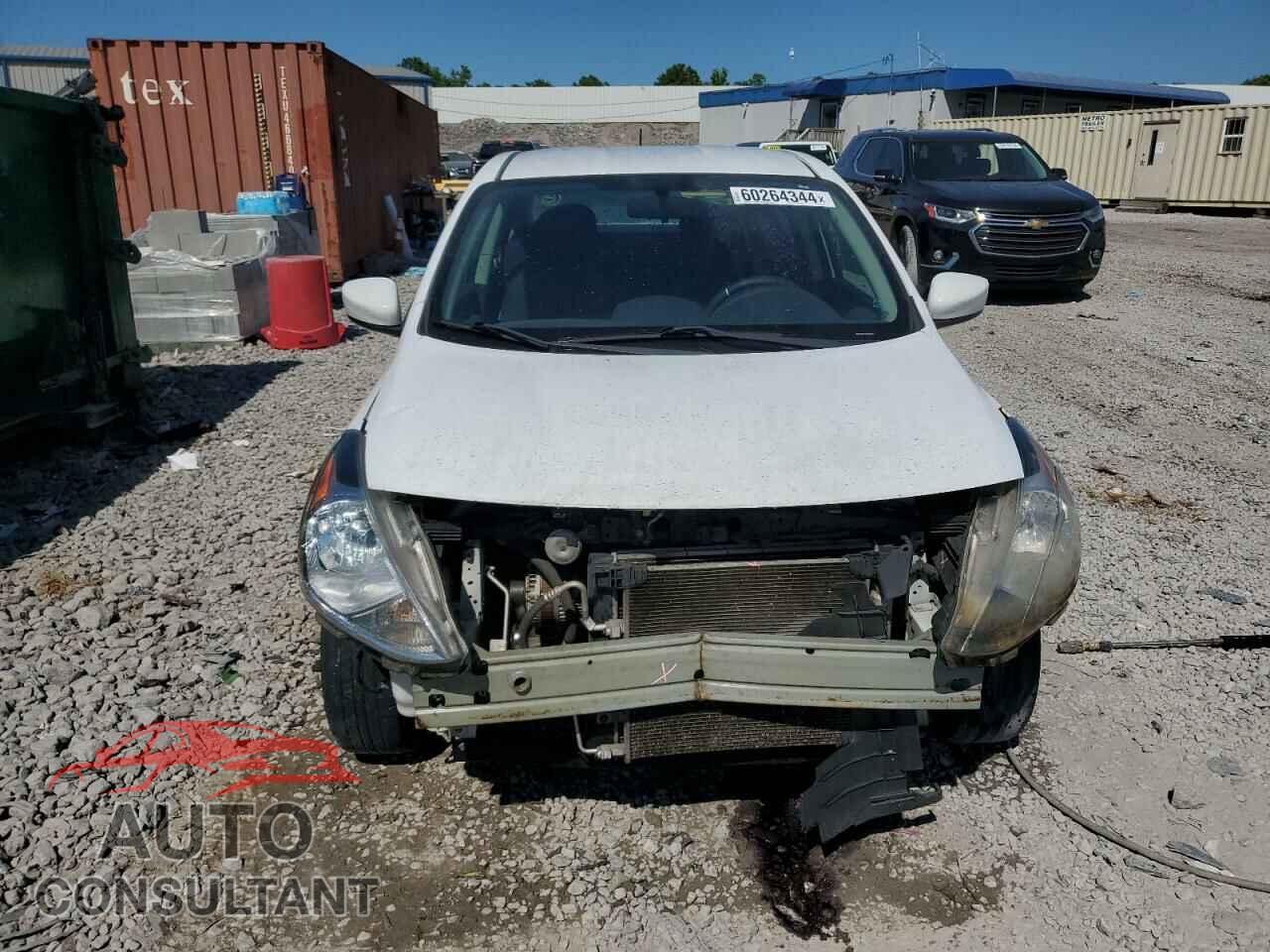 NISSAN VERSA 2016 - 3N1CN7AP1GL900845