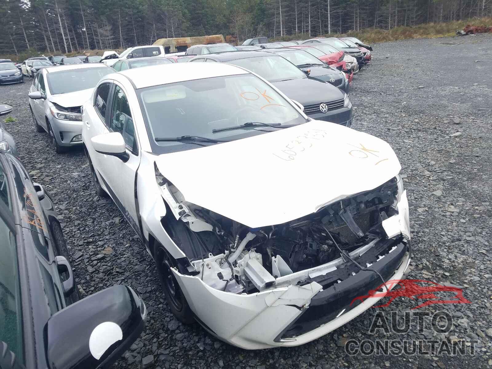 TOYOTA YARIS 2016 - 3MYDLBYV3GY100275