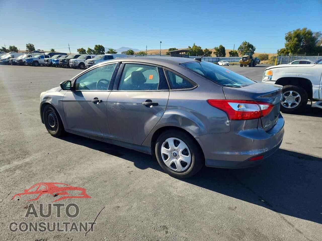 FORD FOCUS 2014 - 1FADP3E25EL210873