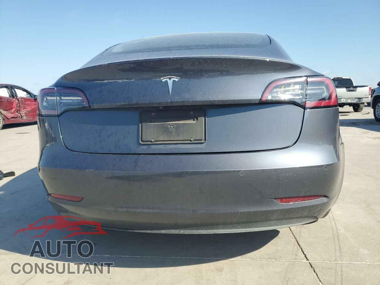 TESLA MODEL 3 2020 - 5YJ3E1EA7LF633722