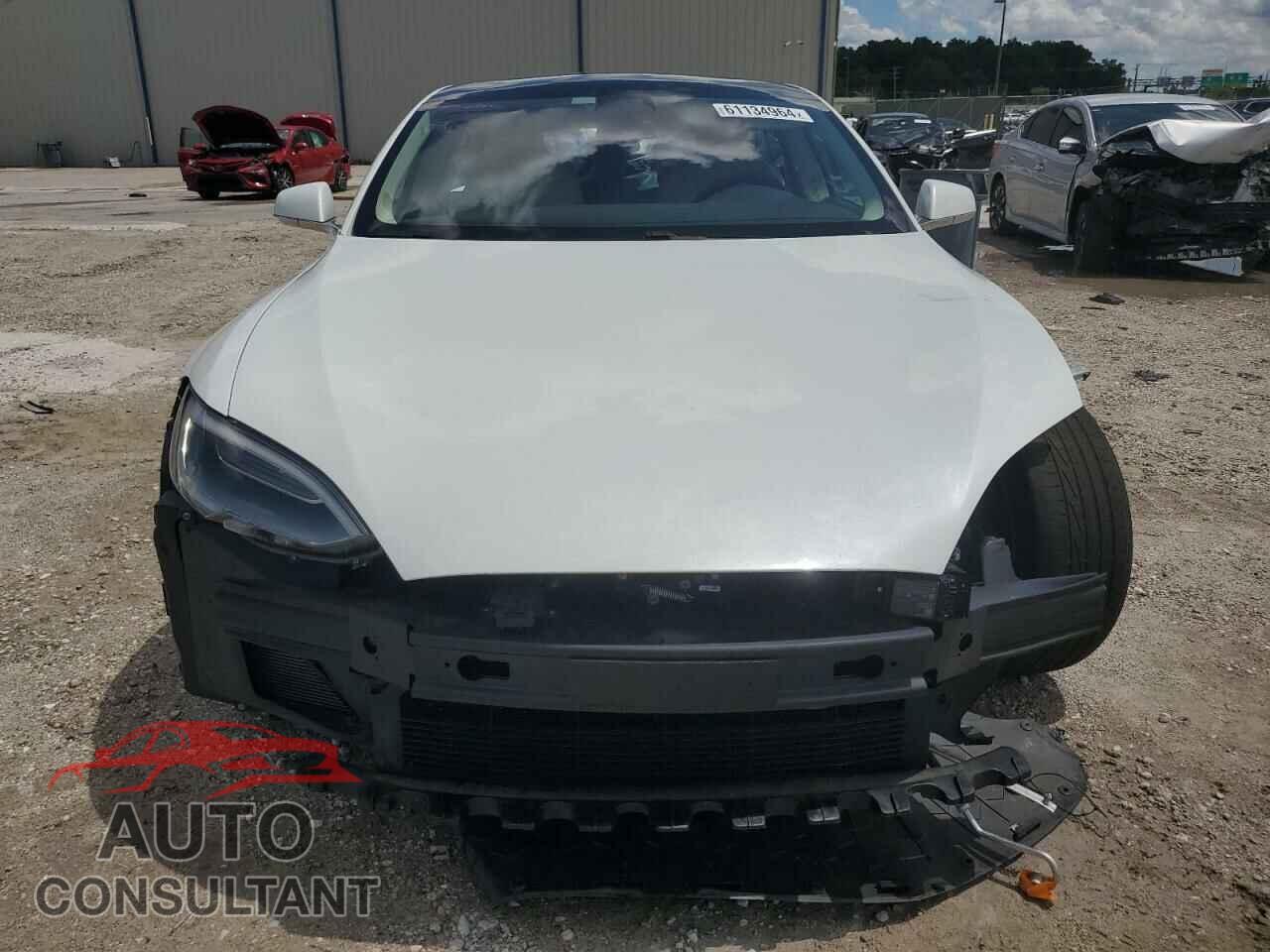 TESLA MODEL S 2018 - 5YJSA1E24JF239740
