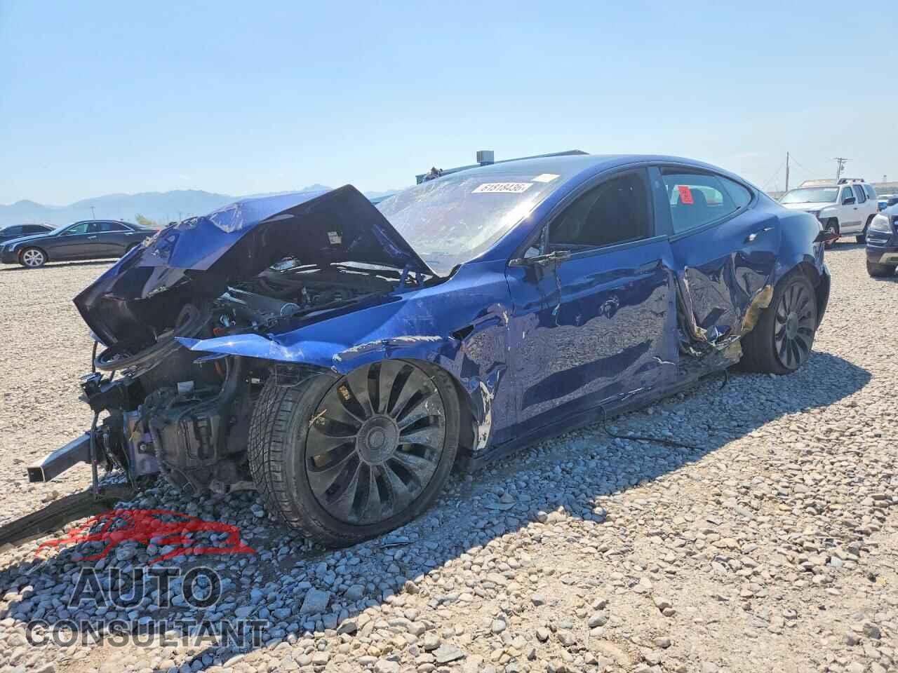 TESLA MODEL S 2022 - 5YJSA1E66NF463567