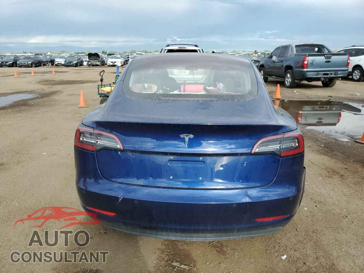 TESLA MODEL 3 2018 - 5YJ3E1EAXJF034147