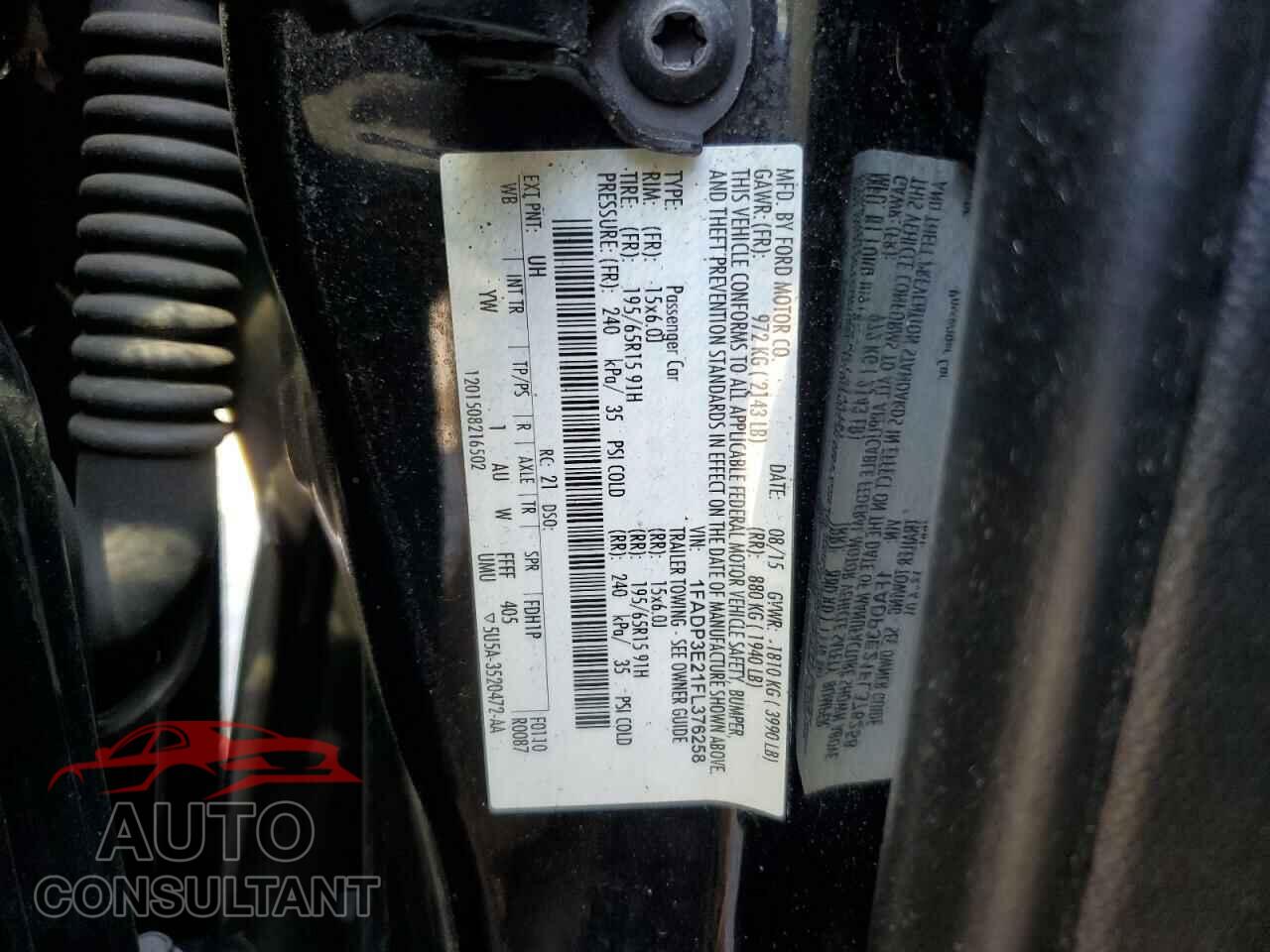FORD FOCUS 2015 - 1FADP3E21FL376258