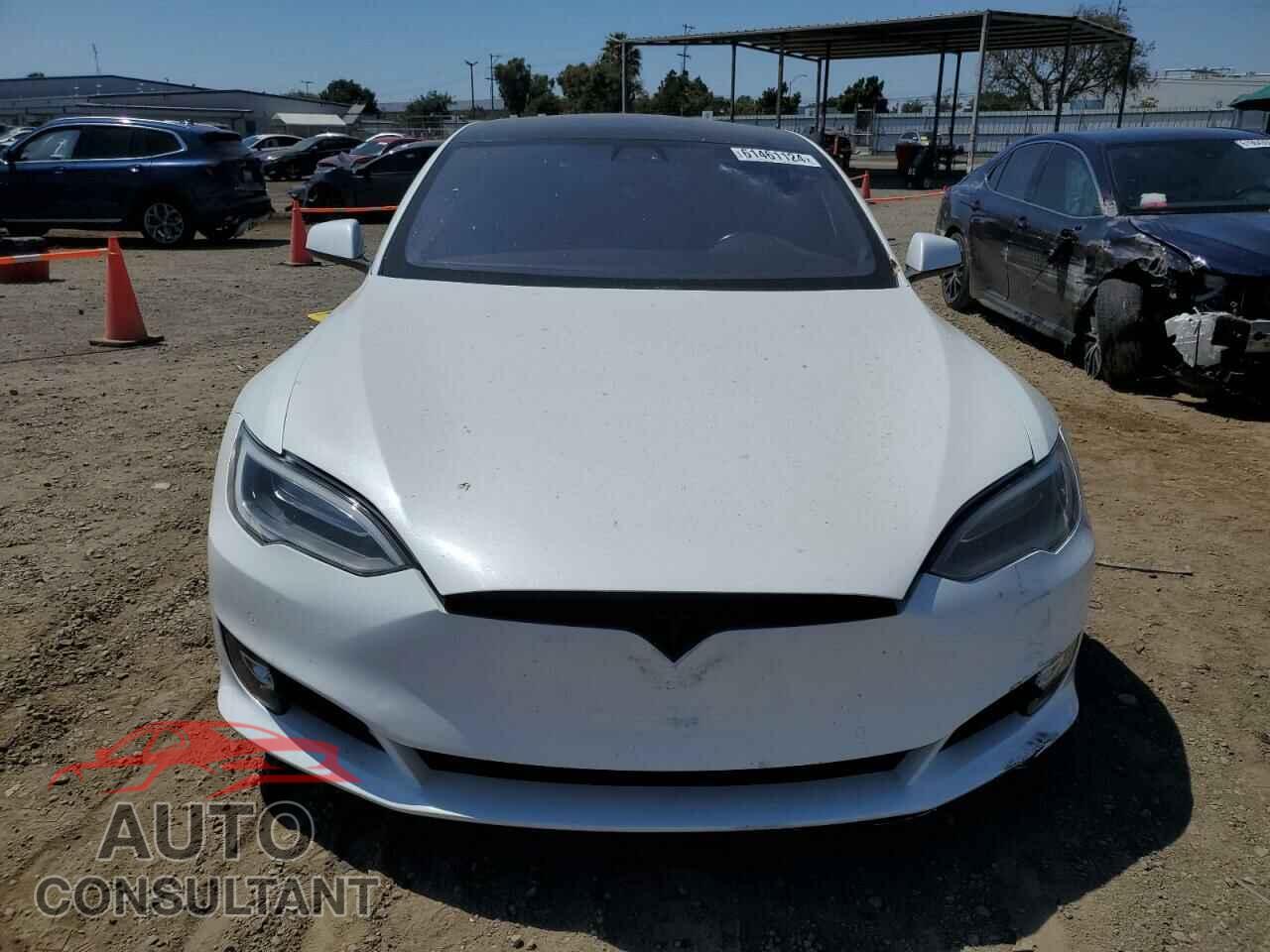 TESLA MODEL S 2017 - 5YJSA1E20HF196024