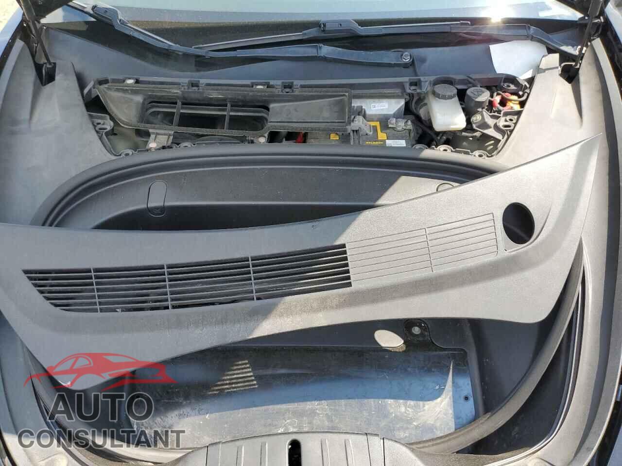 TESLA MODEL 3 2018 - 5YJ3E1EA5JF152218