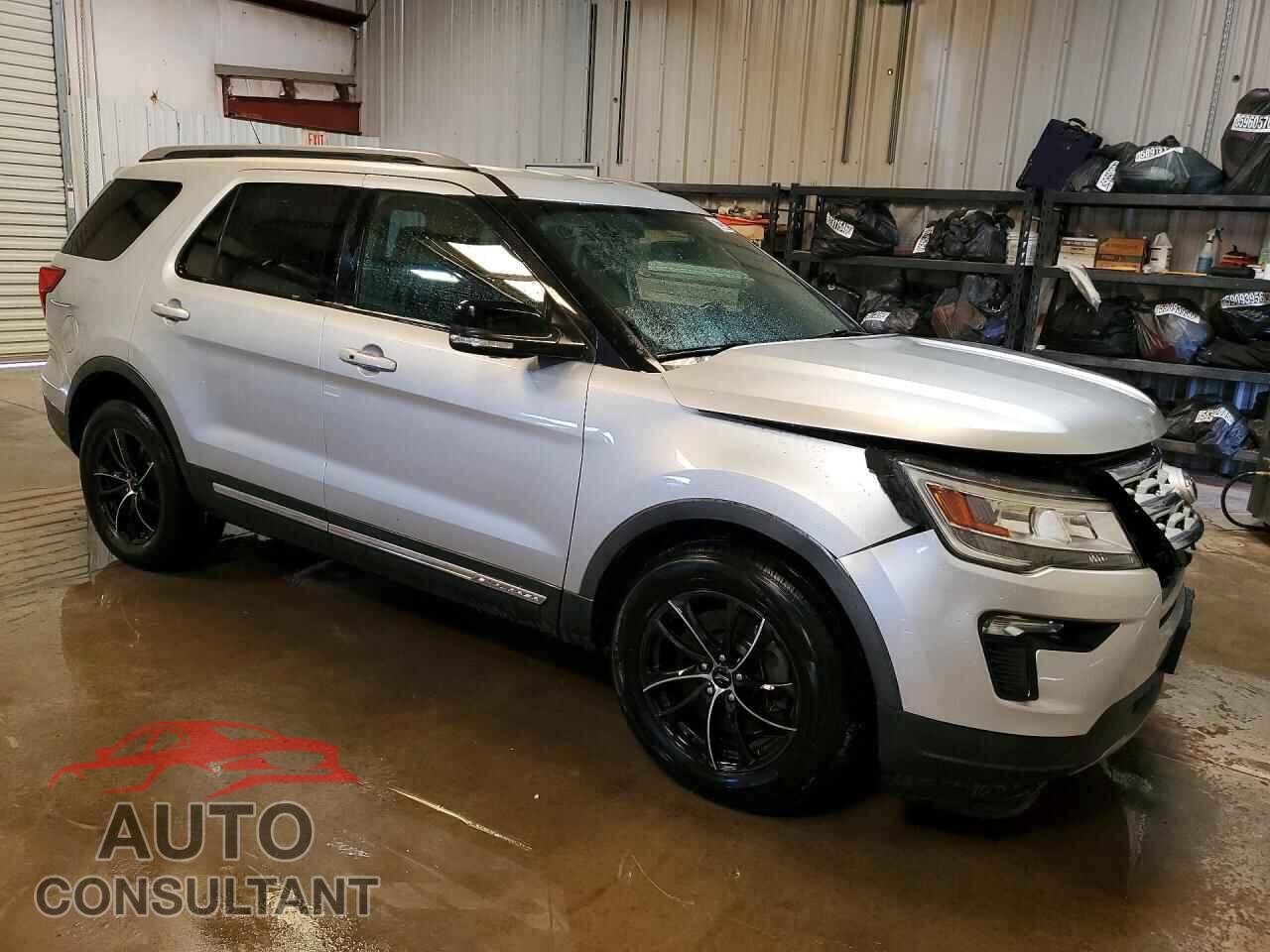 FORD EXPLORER 2018 - 1FM5K7D86JGC85610