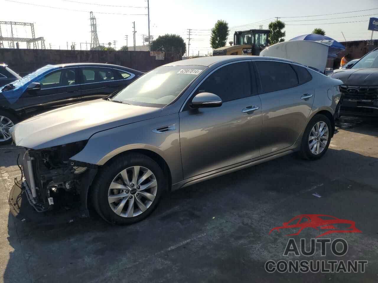 KIA OPTIMA 2018 - 5XXGU4L38JG237609