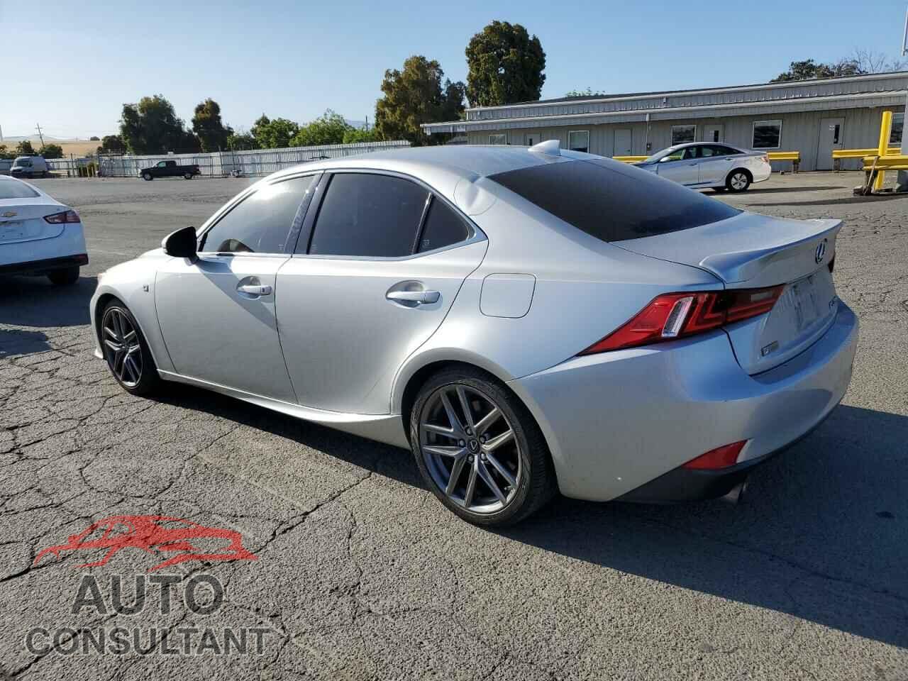 LEXUS IS 2015 - JTHBE1D28F5021670