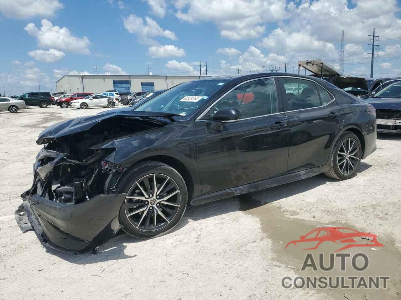 TOYOTA CAMRY 2022 - 4T1G11AK4NU707647
