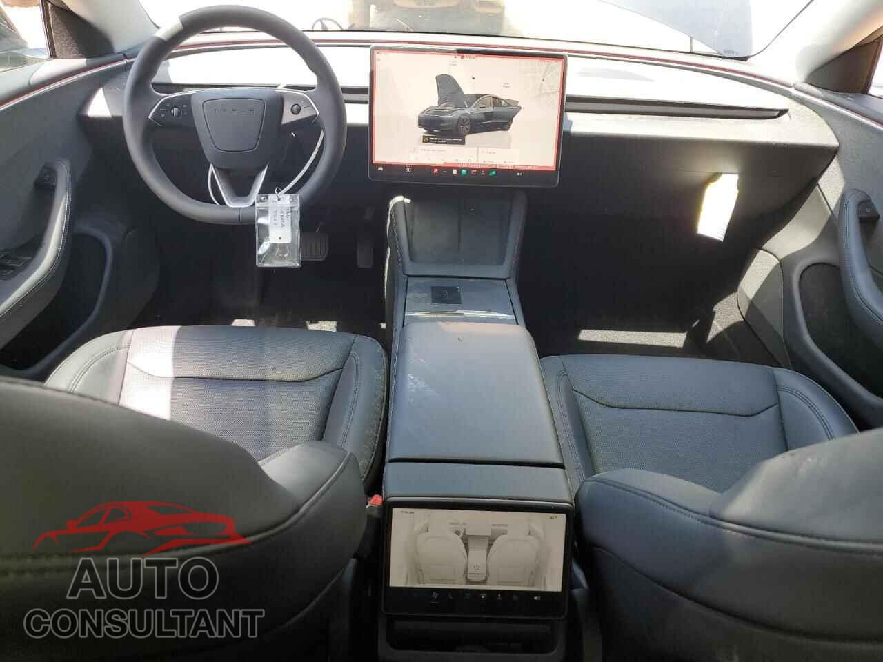 TESLA MODEL 3 2024 - 5YJ3E1EA3RF815457