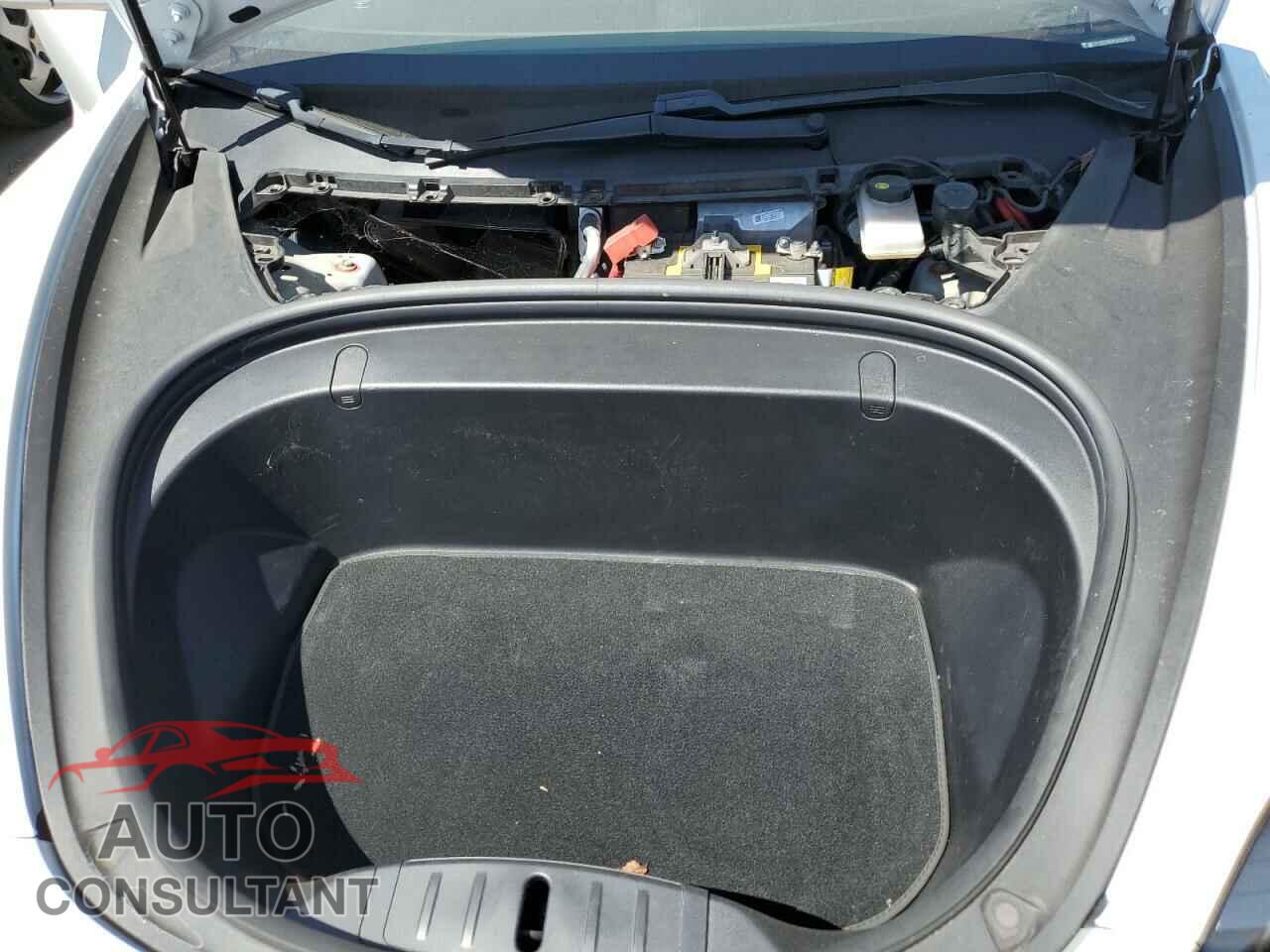 TESLA MODEL 3 2019 - 5YJ3E1EB6KF442445