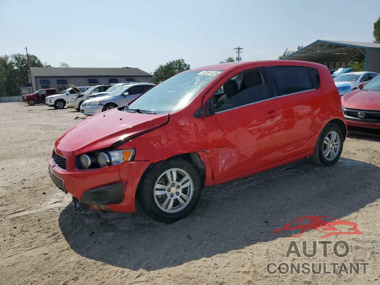 CHEVROLET SONIC 2015 - 1G1JC6SH8F4148411