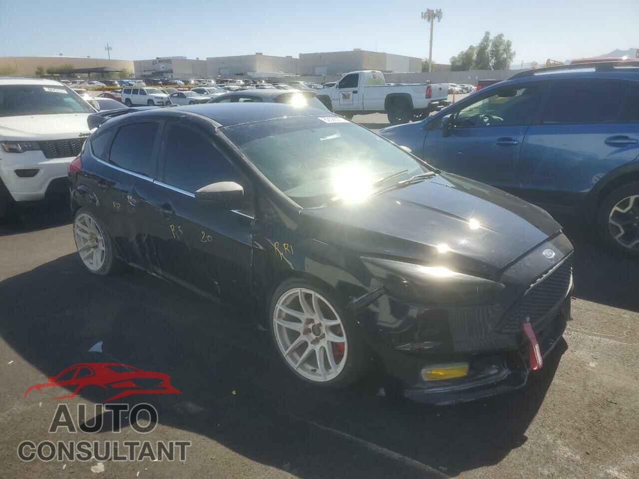 FORD FOCUS 2016 - 1FADP3L95GL238448