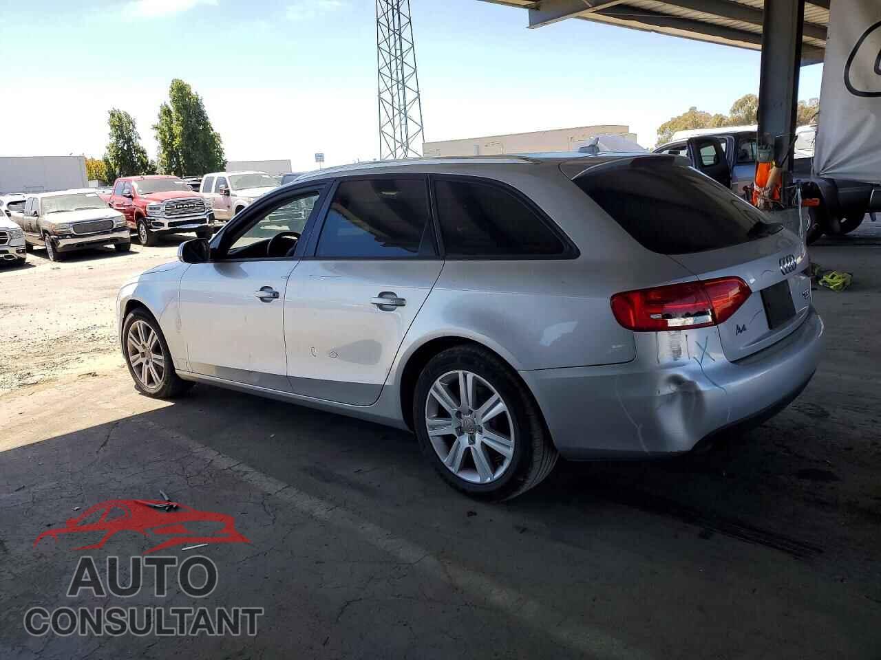 AUDI A4 2010 - WAUSFAFL9AA036373