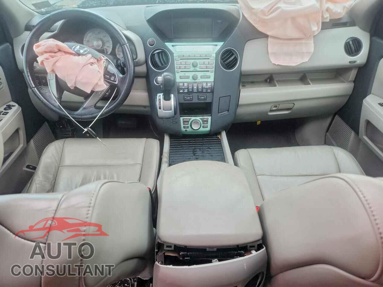 HONDA PILOT 2011 - 5FNYF4H91BB095474