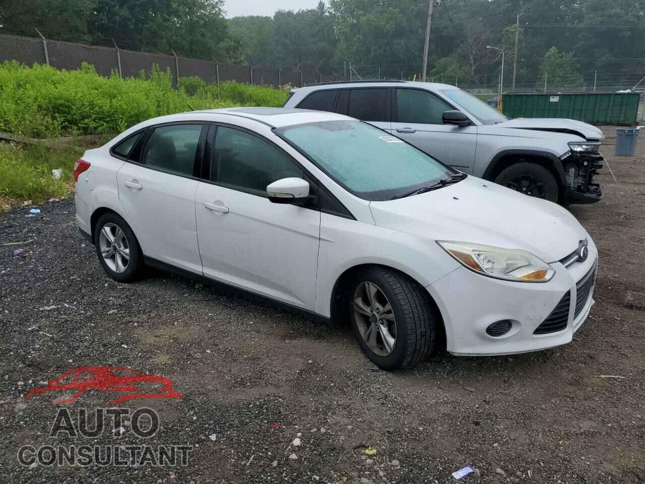 FORD FOCUS 2014 - 1FADP3F22EL260774
