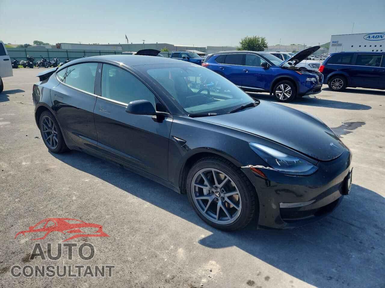 TESLA MODEL 3 2022 - 5YJ3E1EB6NF189776