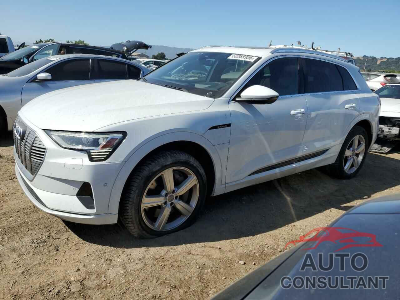 AUDI E-TRON 2019 - WA1VAAGE2KB014560