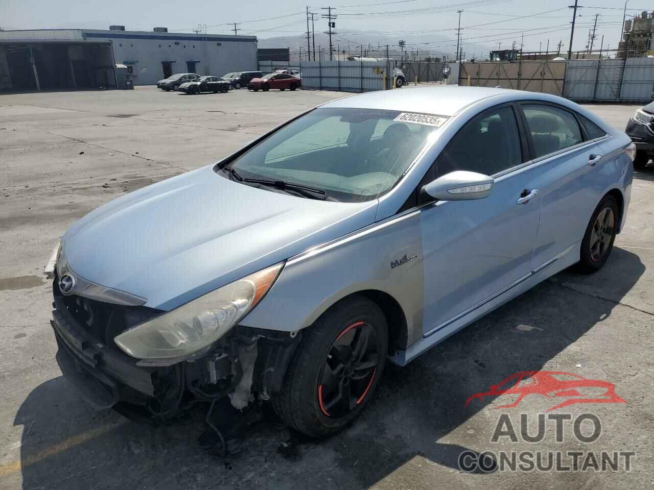 HYUNDAI SONATA 2012 - KMHEC4A46CA046139