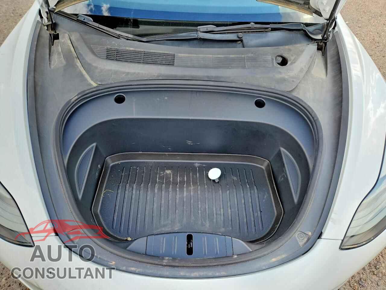 TESLA MODEL 3 2023 - 5YJ3E1EC4PF461382