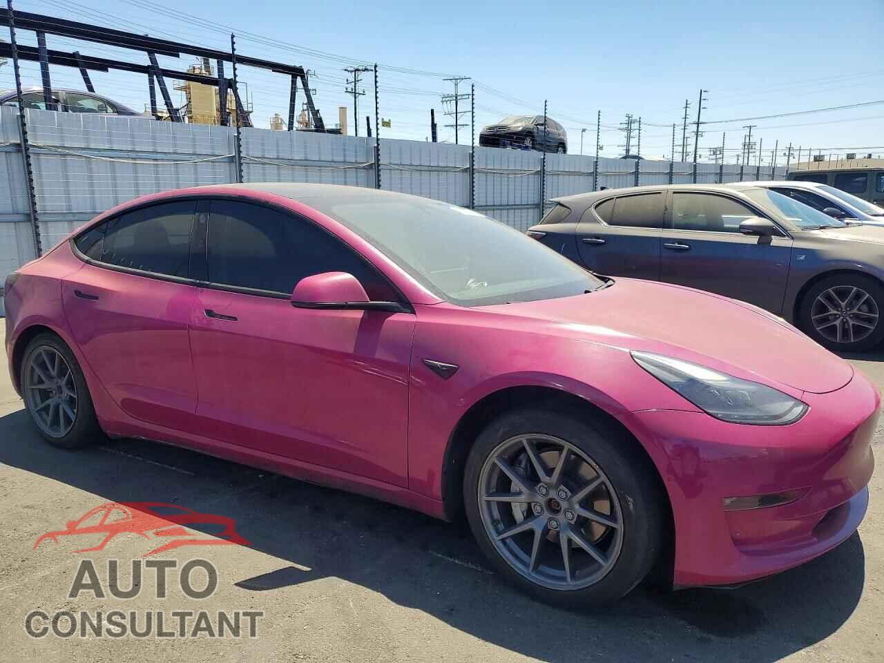 TESLA MODEL 3 2021 - 5YJ3E1EB3MF872405