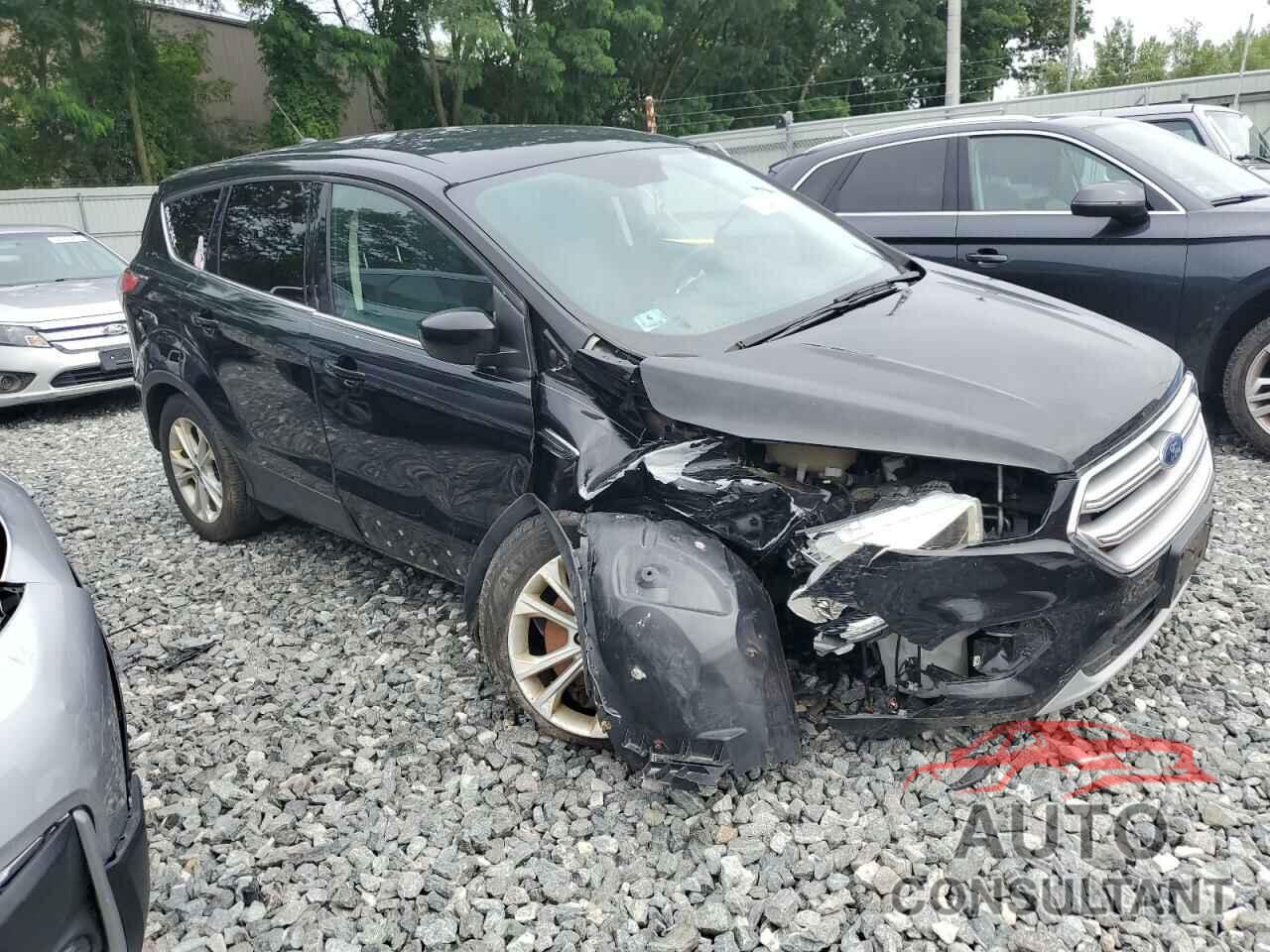 FORD ESCAPE 2017 - 1FMCU9GD0HUB25322