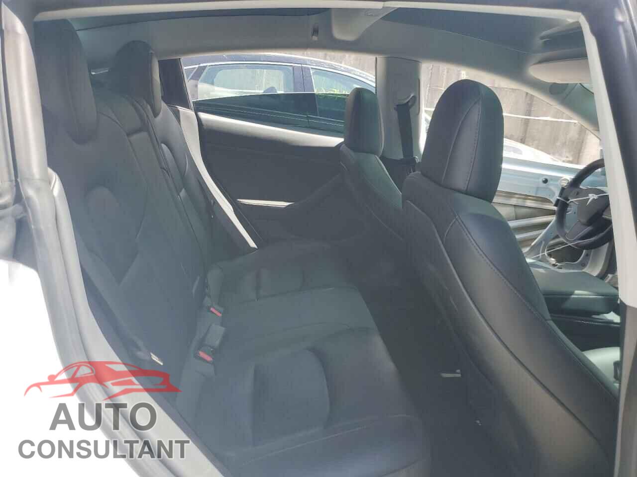 TESLA MODEL 3 2023 - 5YJ3E1EA5PF453094